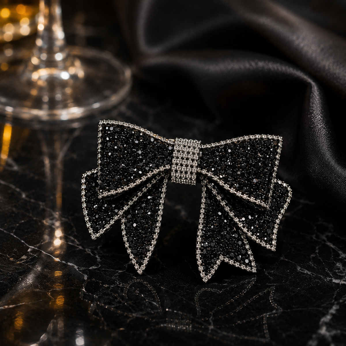Lumière Crystal Bow