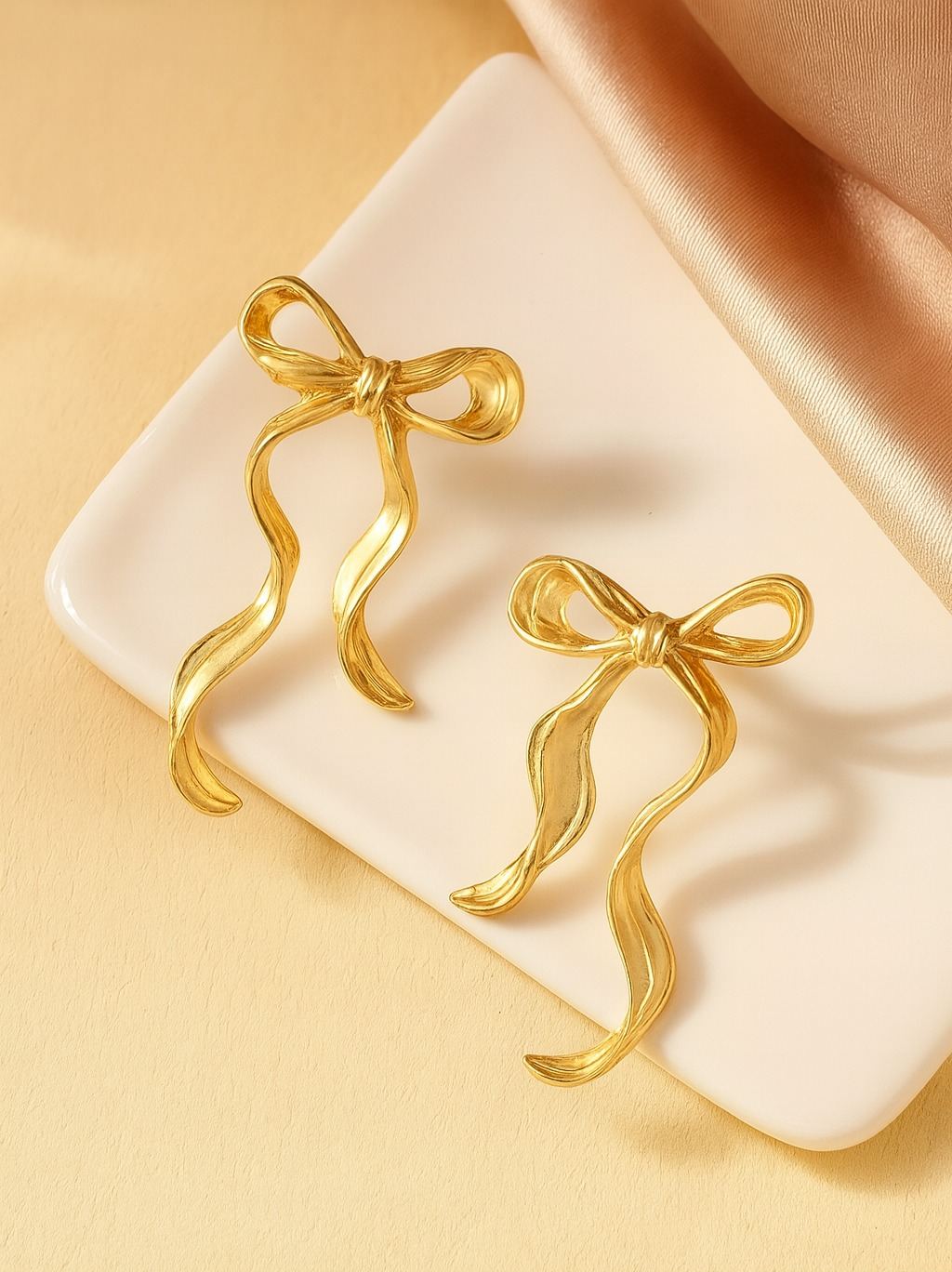 Golden Knot