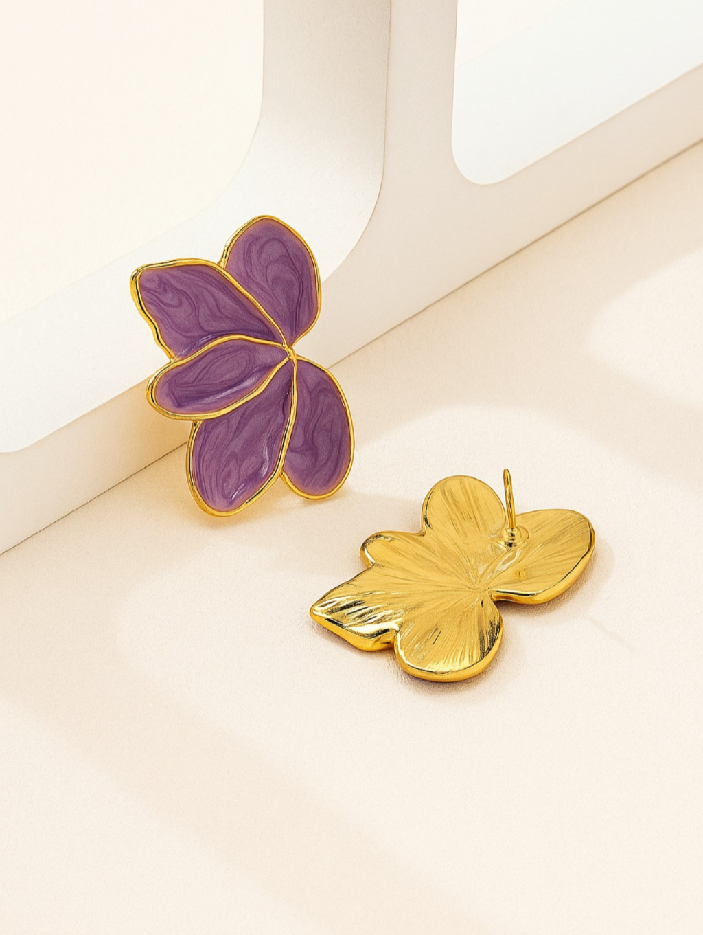 Petal Pop Earring