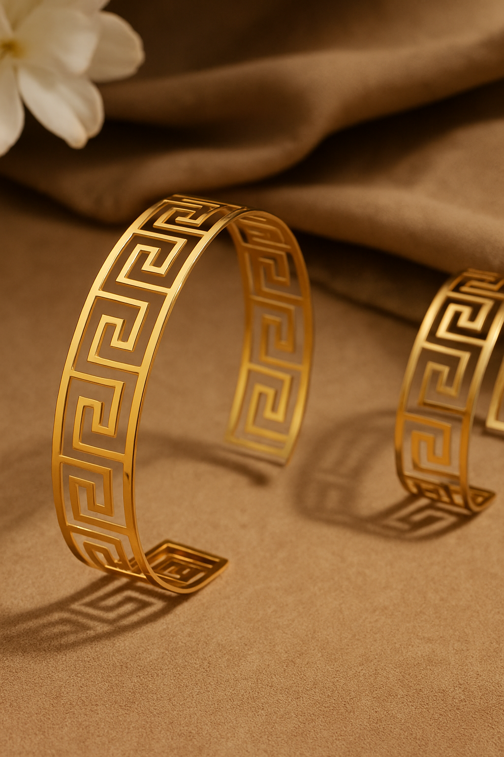 Golden Maze Choker